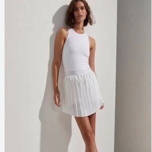 NWT Varley Dress Beacon 31" in White, Size M
